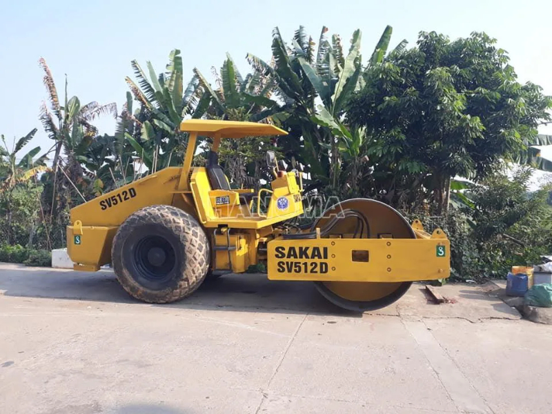 Giá xe lu Lonking như thế nào?