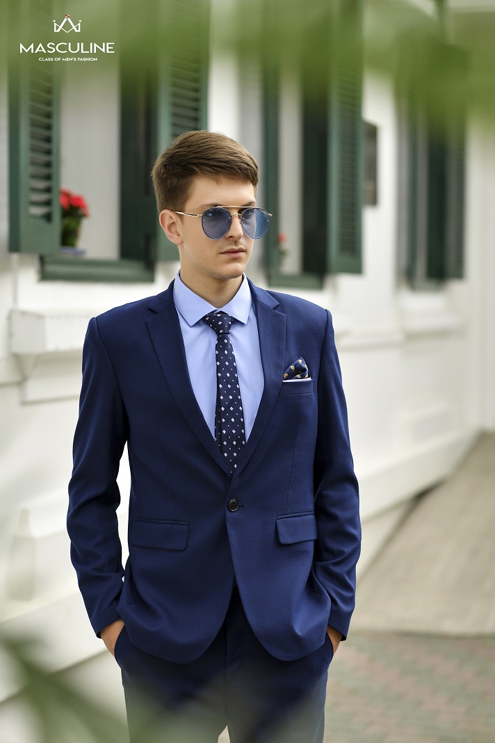 GỢI Ý CÁCH PHỐI ĐỒ MANG TINH THẦN GIÁNG SINH CHO PHÁI MẠNH