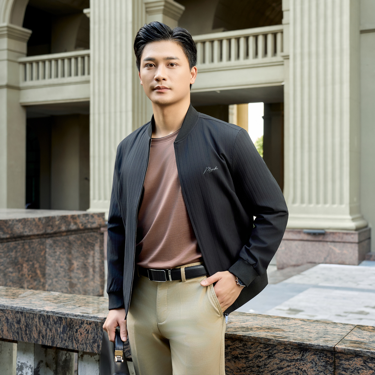 Áo Khoác Nam Masculine Bomber MAK501