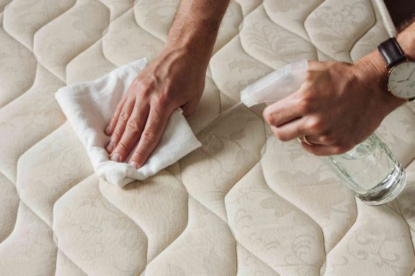  Khử mùi bằng giấm ăn cho nệm
