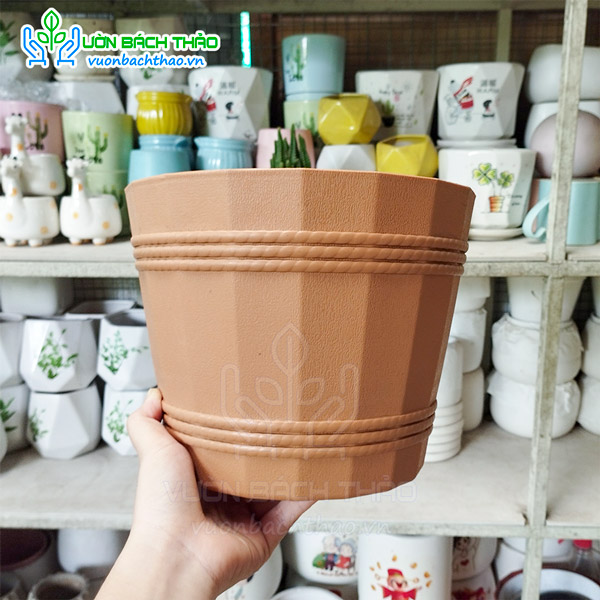 Chậu Nhựa Tròn Kiểu Dáng Thùng Gỗ