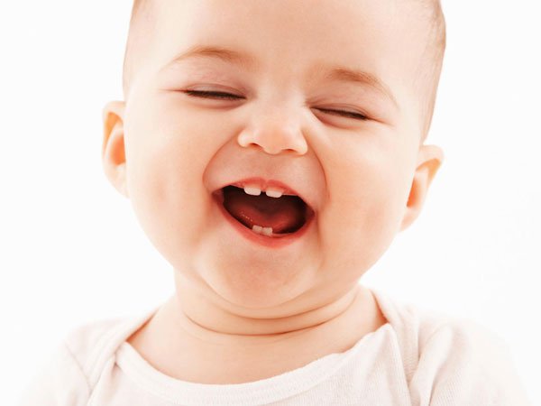 Quá trình mọc răng và cách chăm sóc răng miệng ở trẻ