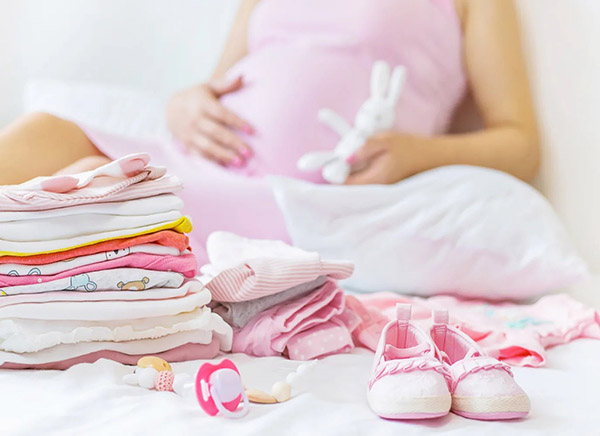Mẹ bầu nên chuẩn bị đồ sơ sinh từ khi nào?