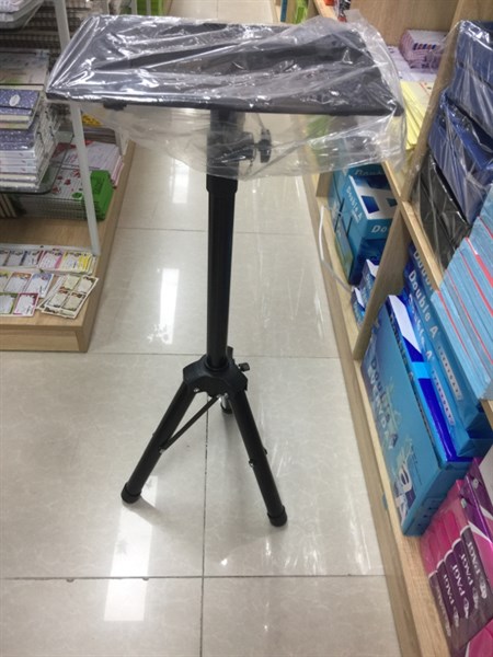 Bục để máy chiếu