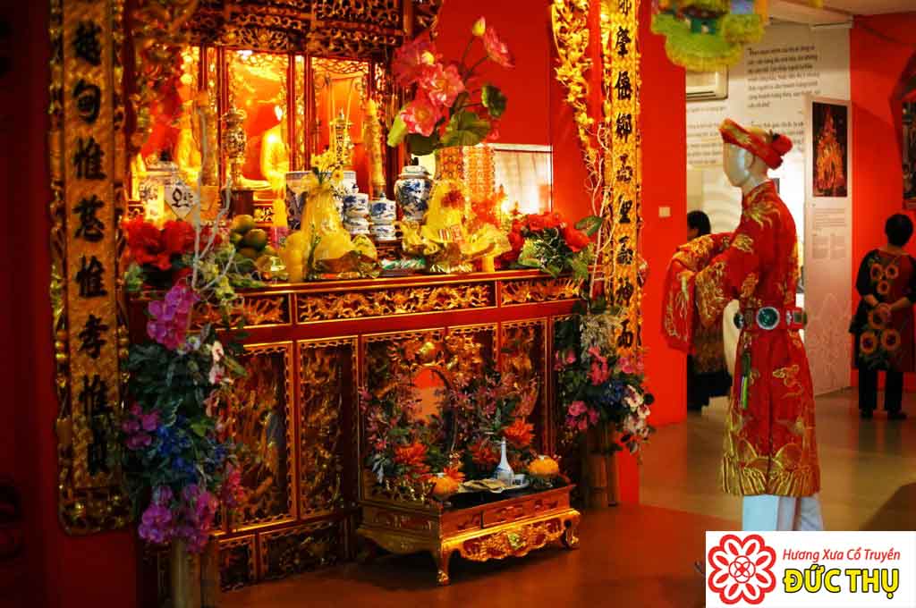 Mẫu Thượng Ngàn Mẫu Thượng Ngàn