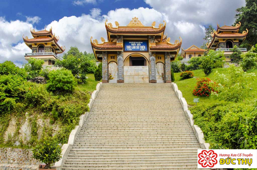 Đền Thờ Mẫu Tây Thiên Đền Thờ Mẫu Tây Thiên