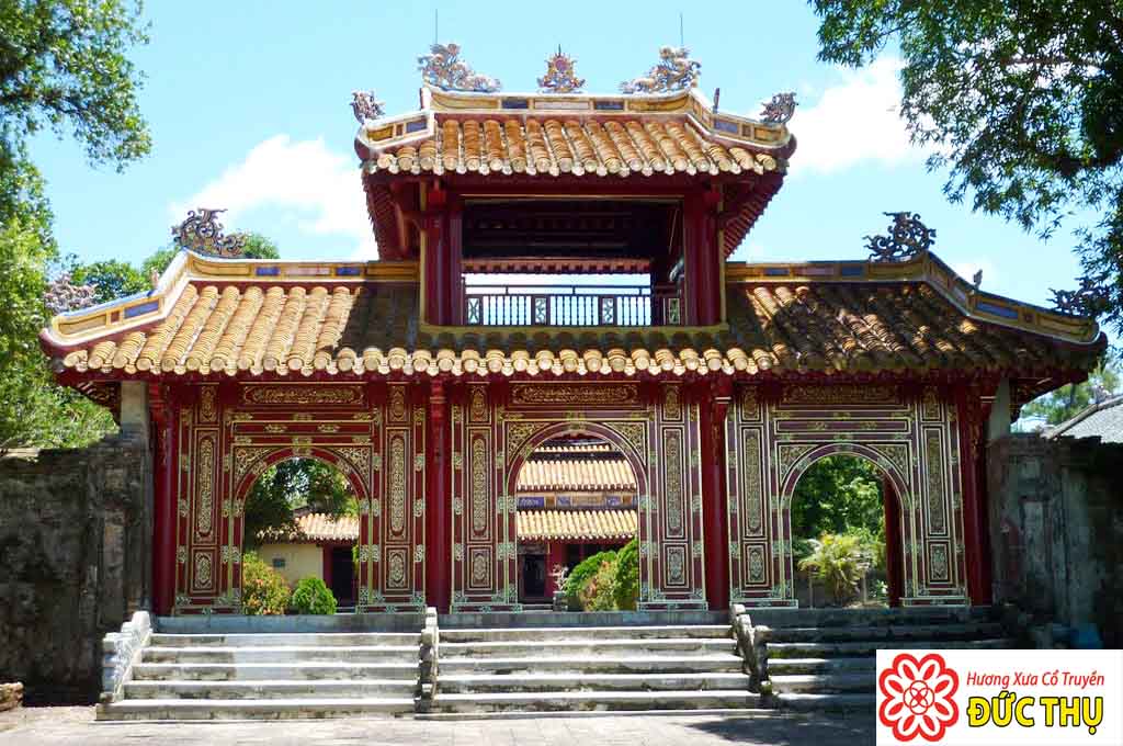 Lăng Gia Long Lăng Gia Long