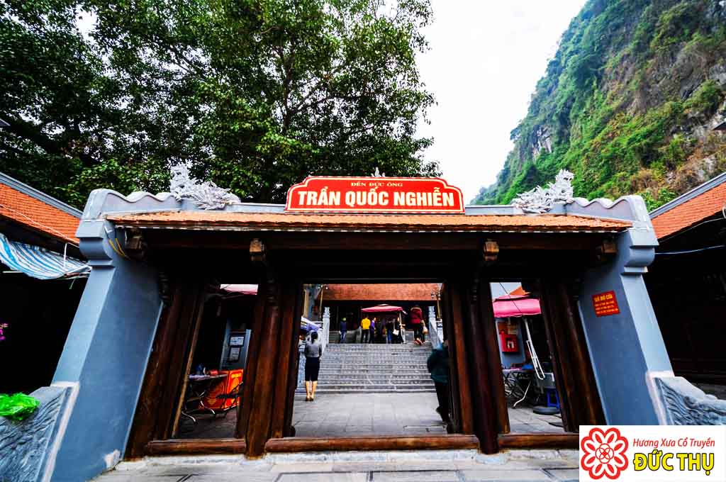 Đền Thờ Đức Ông Đền Thờ Đức Ông