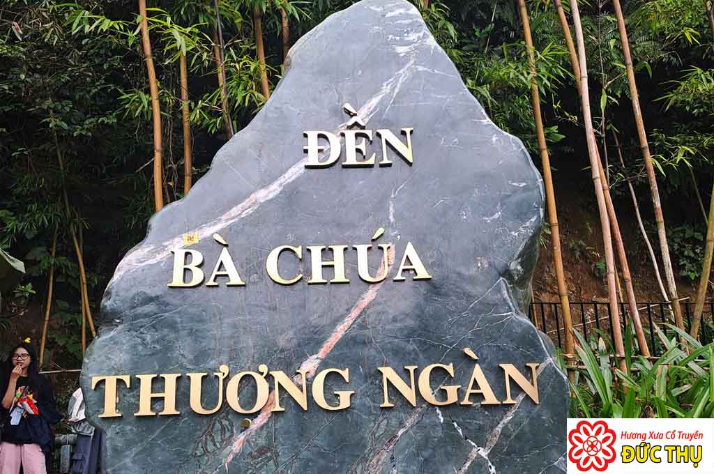 Bà Chúa Thượng Ngàn