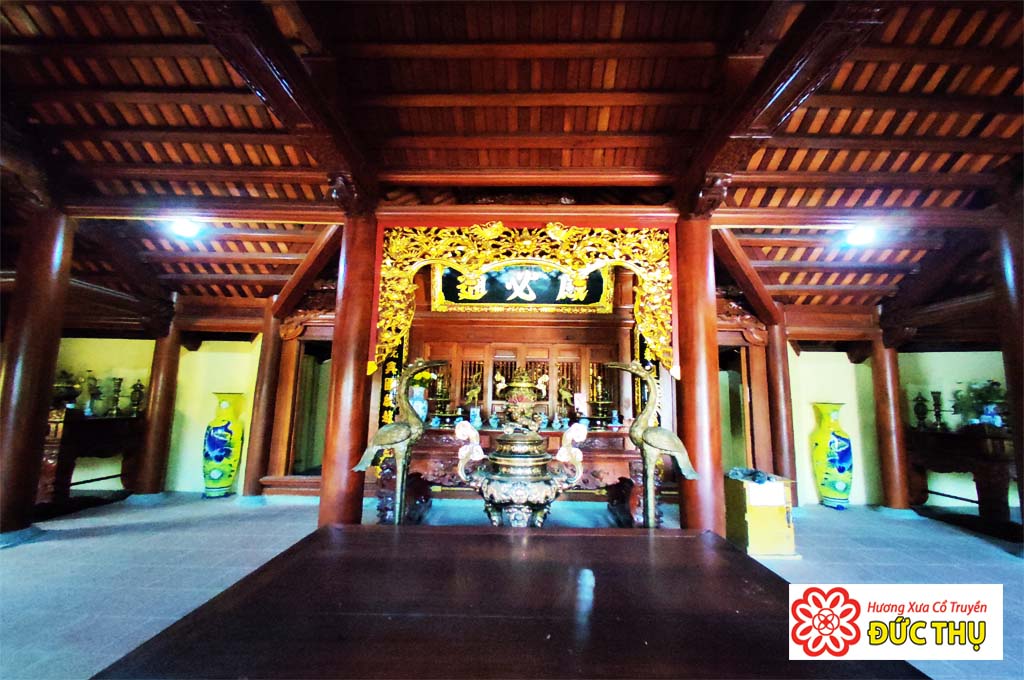 Lăng Mộ Vua Lý Nam Đế