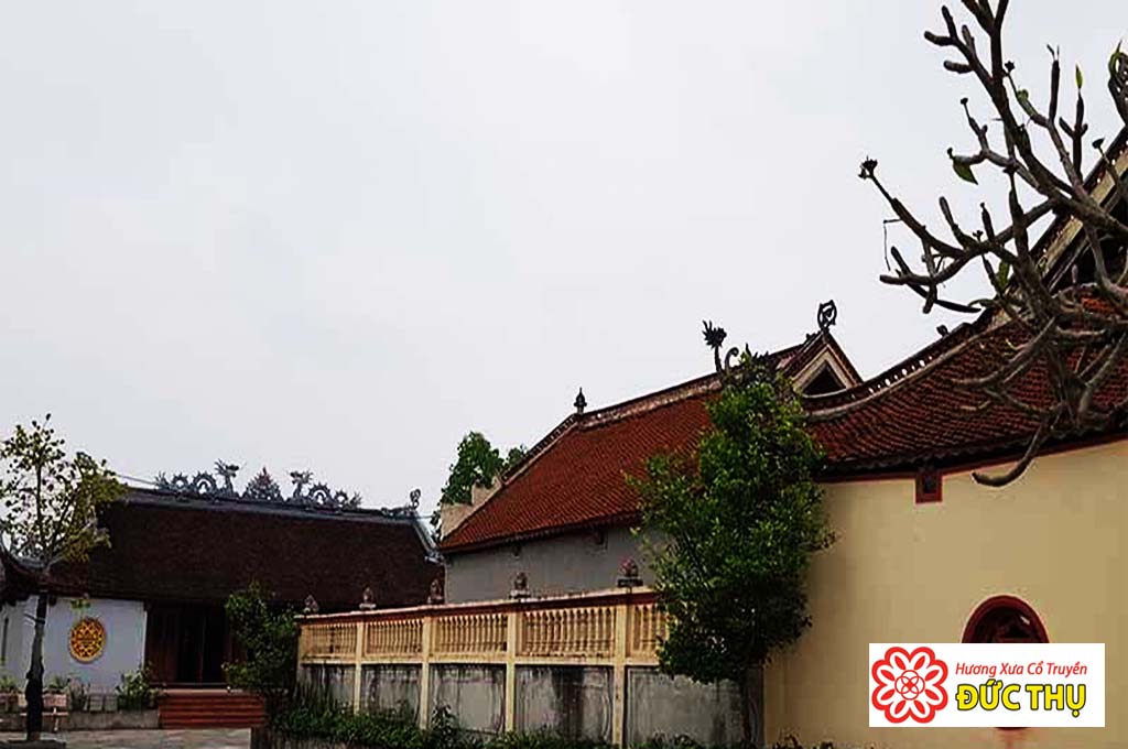 Lăng Mộ Vua Lý Nam Đế