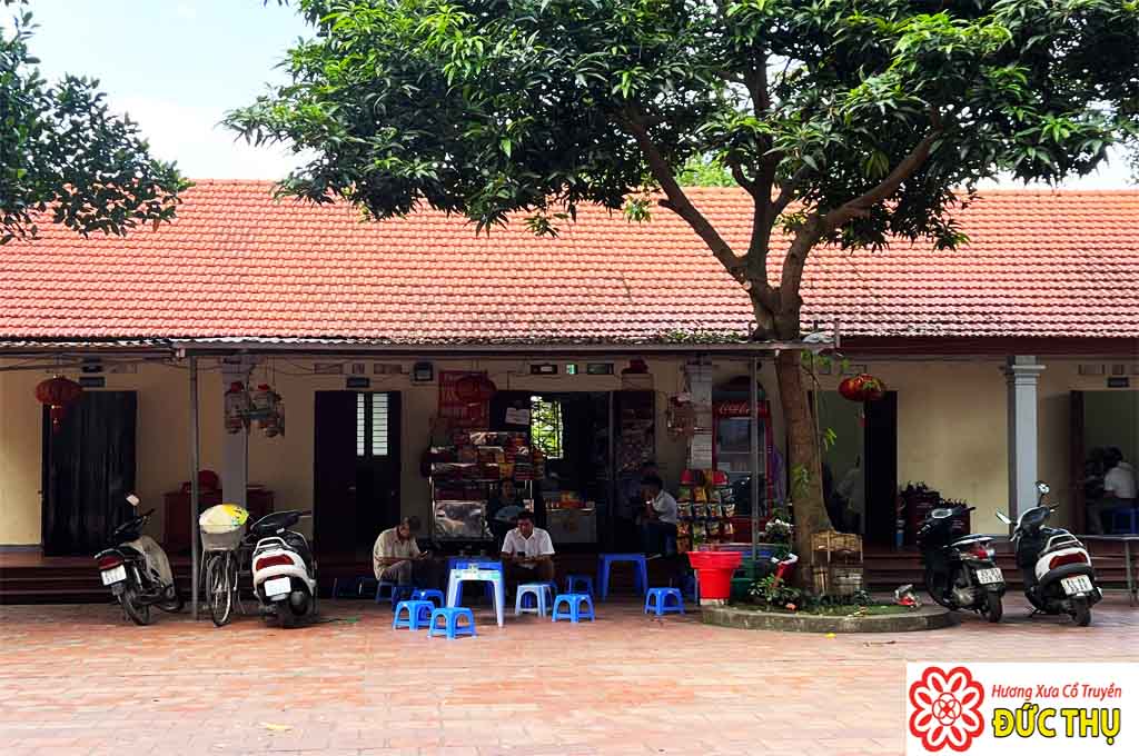Đền Rừng