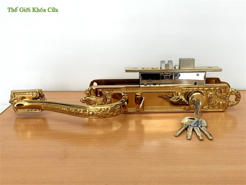 Khóa đại sảnh nhập khẩu Thái Lan giá 20 triệu có gì đặc biệt?