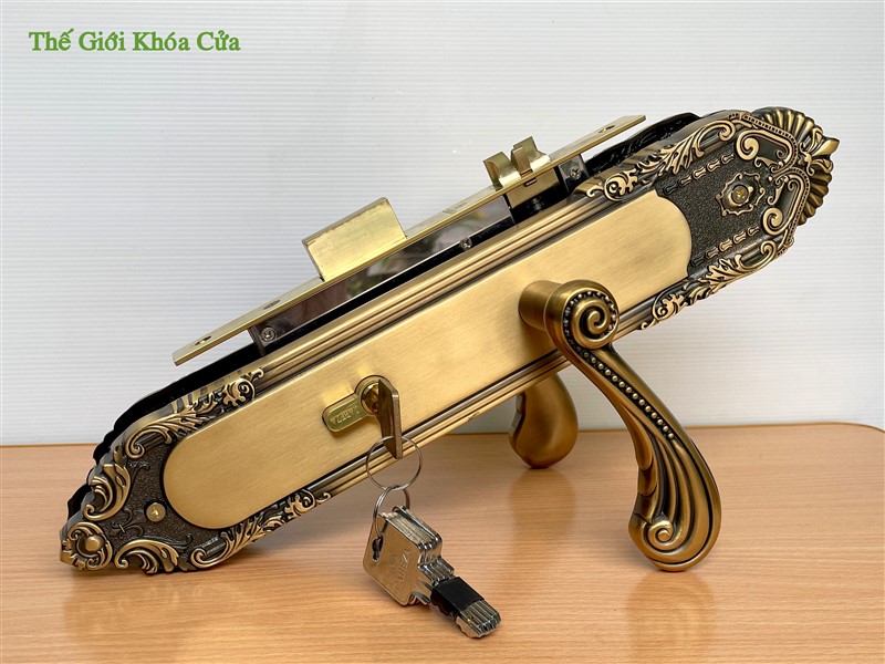 Top những mẫu khóa cửa gỗ đẹp phong cách Châu Âu đẳng cấp