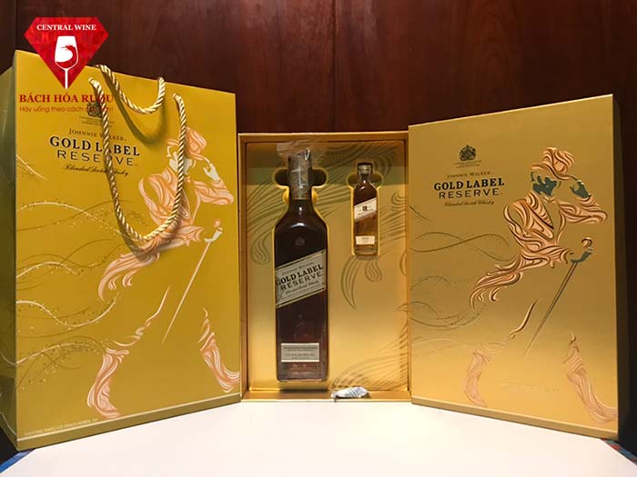 Hộp quà rượu Gold Label Reserve cao cấp