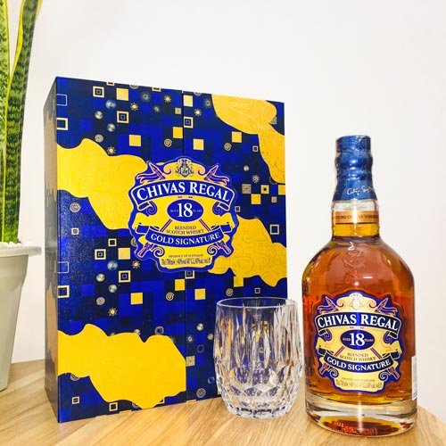 Hộp quà Rượu Chivas 18 Năm