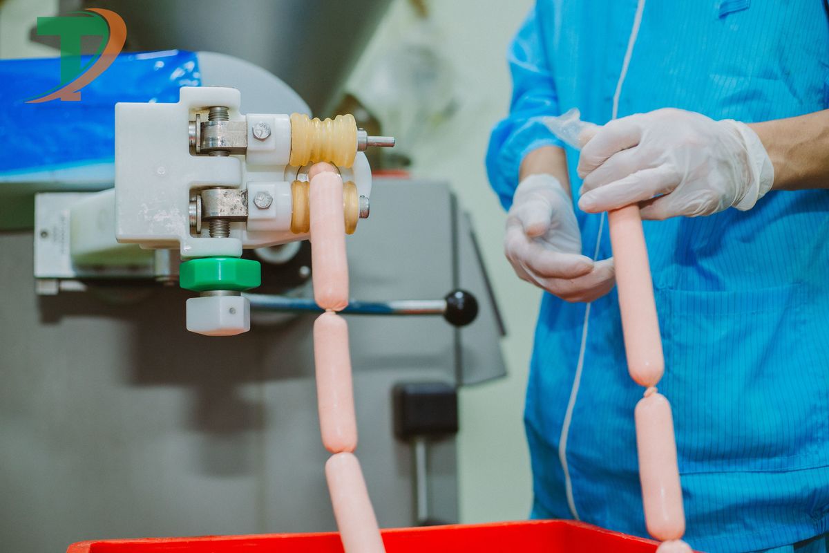 Thông báo khai giảng khóa học nghề làm xúc xích tháng 5/2024