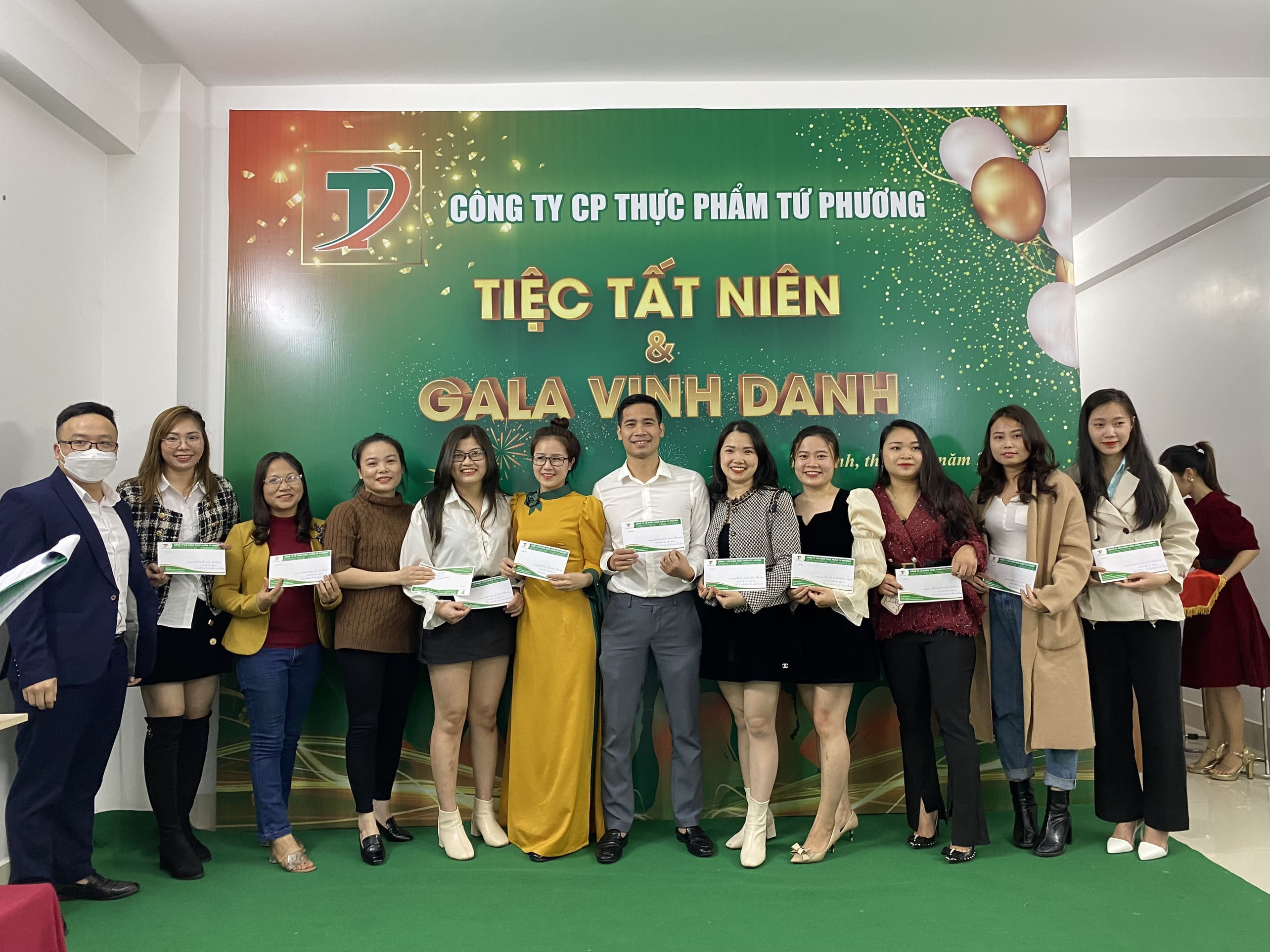 Lễ Tất Niên Vinh Danh Tập Thể & Cá Nhân Xuất Sắc Nhất Năm 2021 - 2022