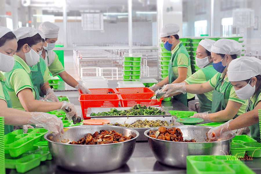 Thực phẩm suất ăn khu công nghiệp Đồng Hới Quảng Bình