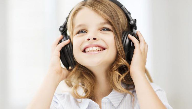 8 BỘ AUDIO MIỄN PHÍ GIÚP CON PHÁT TRIỂN KĨ NĂNG NGHE - NÓI TỪ NHỎ 8 BỘ AUDIO MIỄN PHÍ GIÚP CON PHÁT TRIỂN KĨ NĂNG NGHE - NÓI TỪ NHỎ