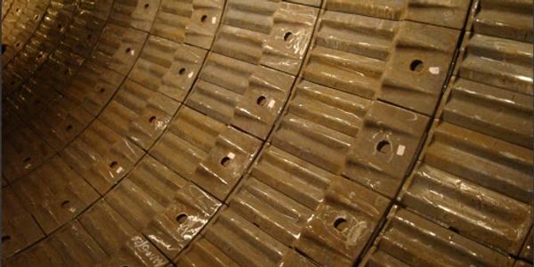 Tấm chịu mòn, chịu nhiệt