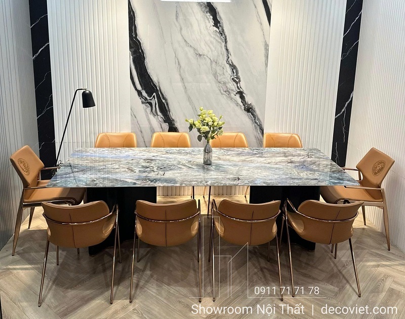 thiết kế bàn ăn 10 ghế sang trọng, phù hợp tiếp khách và sum họp gia đình