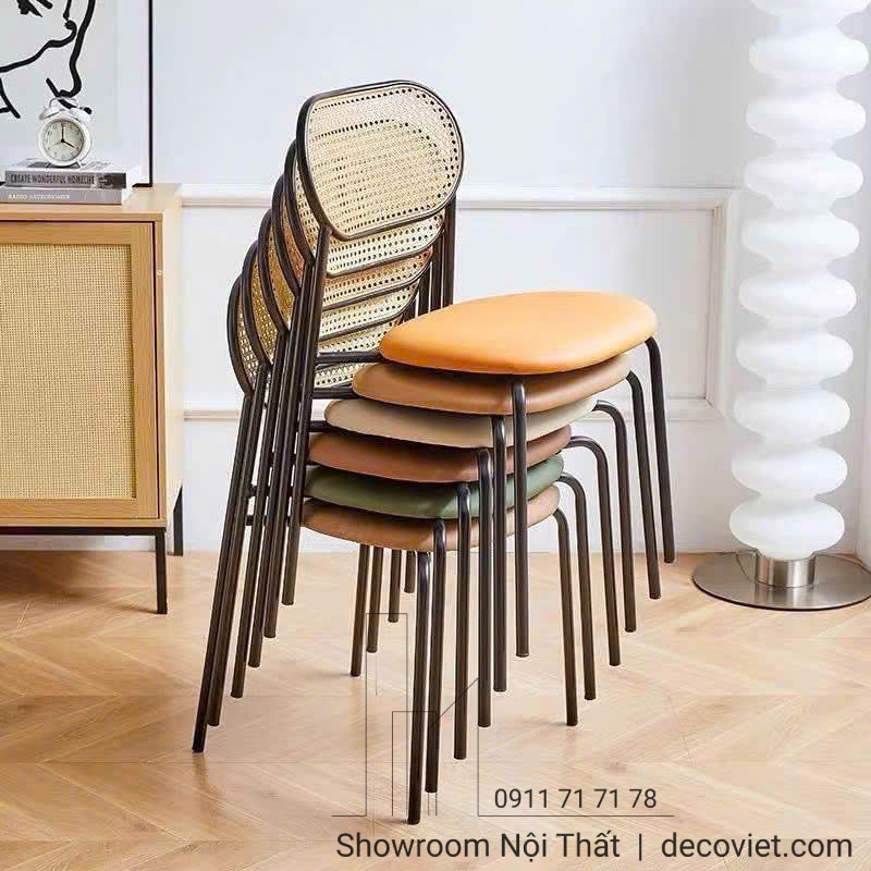 ghế xếp chồng