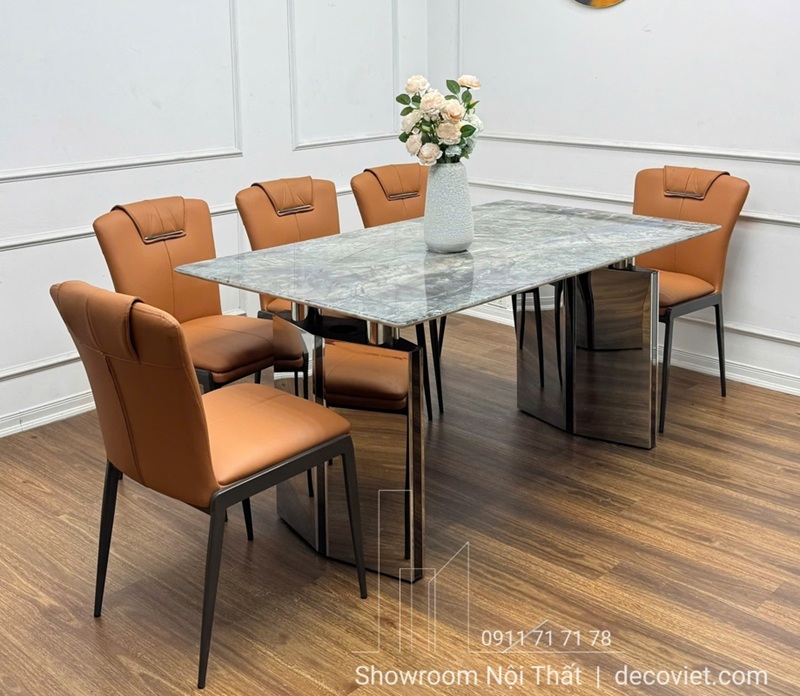 Bàn ăn mặt đá dài 6 chỗ ngồi, thiết kế tối giản nhưng đẳng cấp