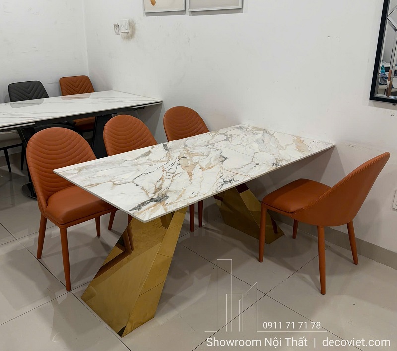 Thiết kế bàn ăn mặt đá chân inox vàng phù hợp chung cư nhà phố