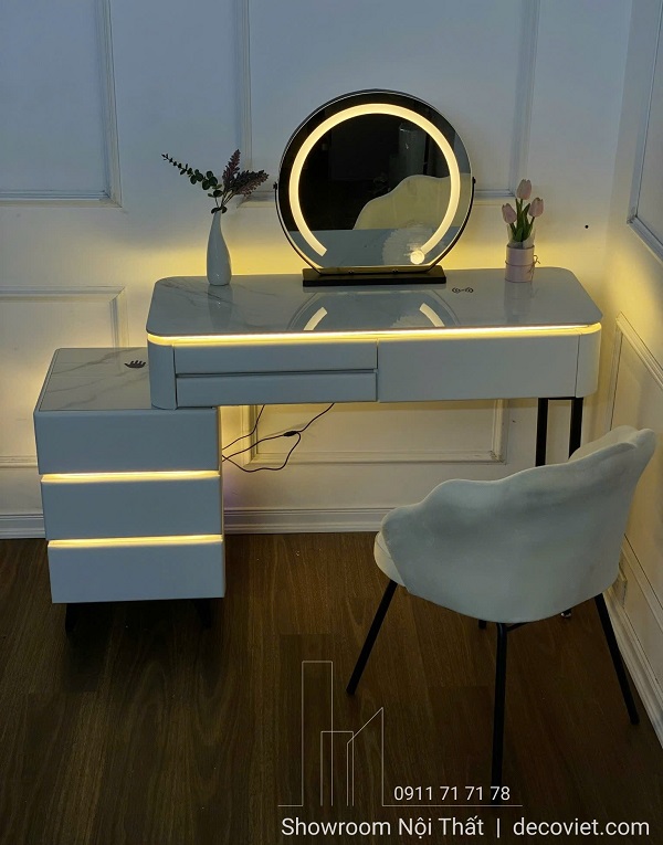 Gương tròn có đèn LED dùng cho bàn trang điểm hiện đại