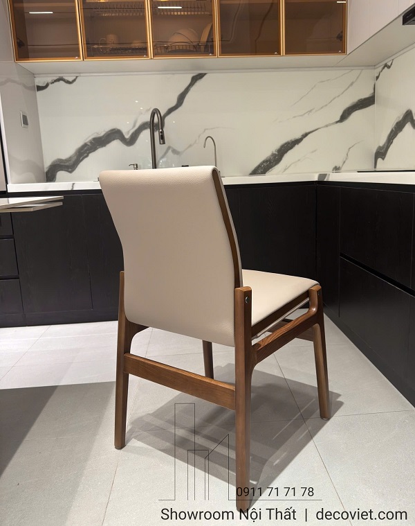 Hình thực tế ghế ănnhập khẩu 577S tại showroom DecoViet