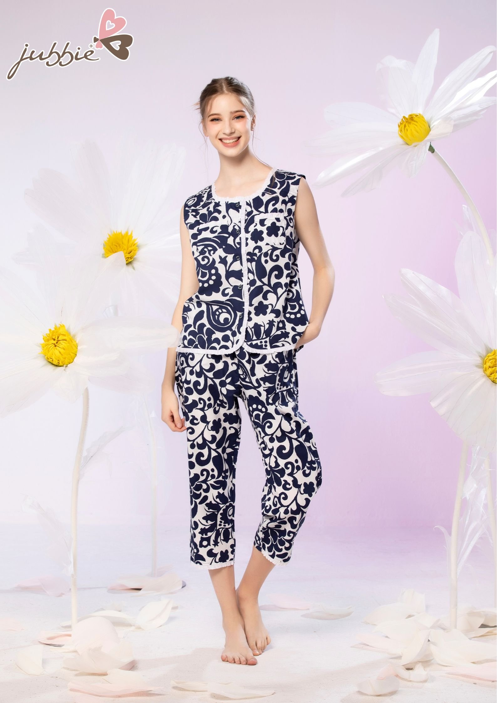 BL áo cổ tròn nẹp ren trắng - 2279