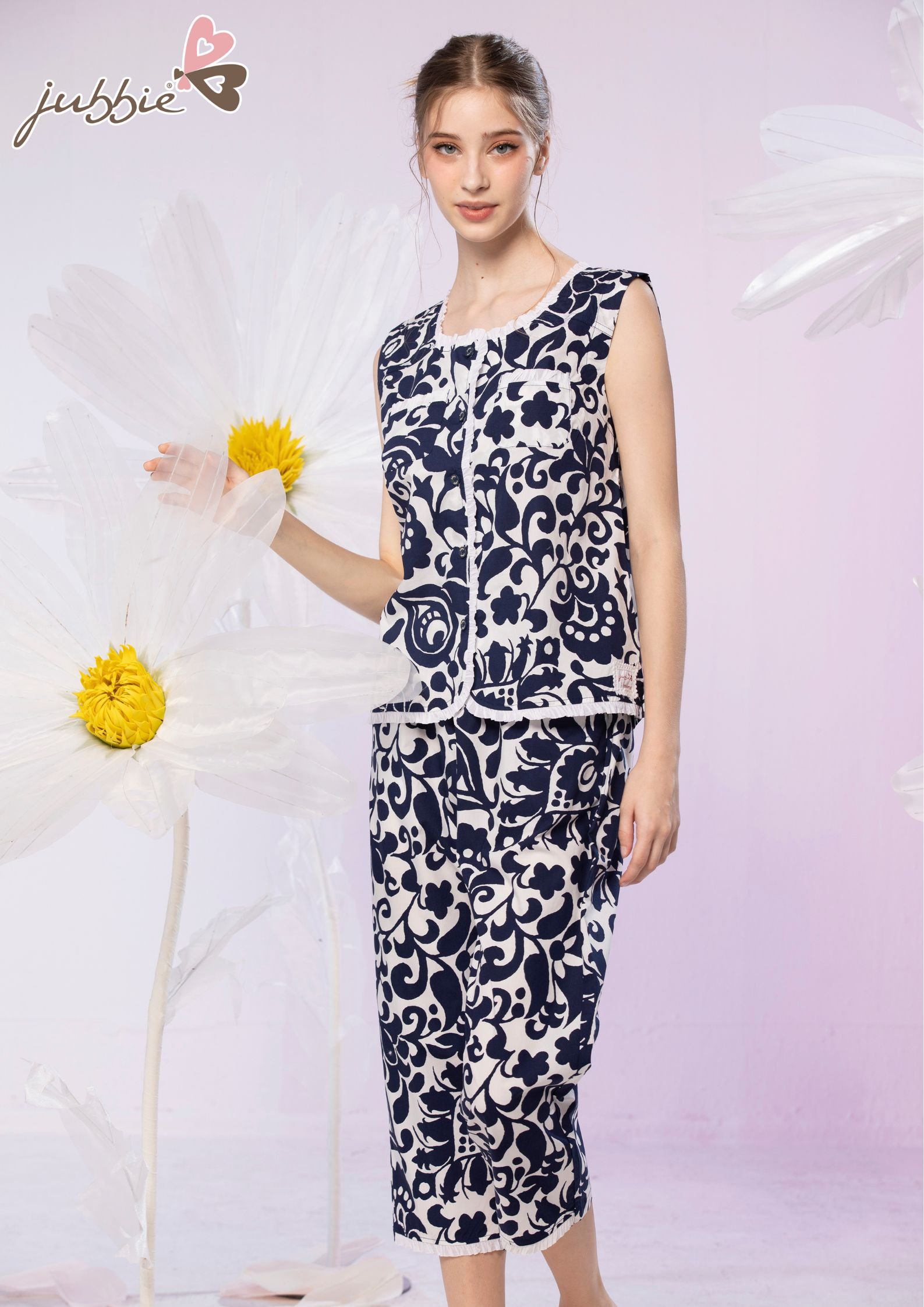 BL áo cổ tròn nẹp ren trắng - 2279