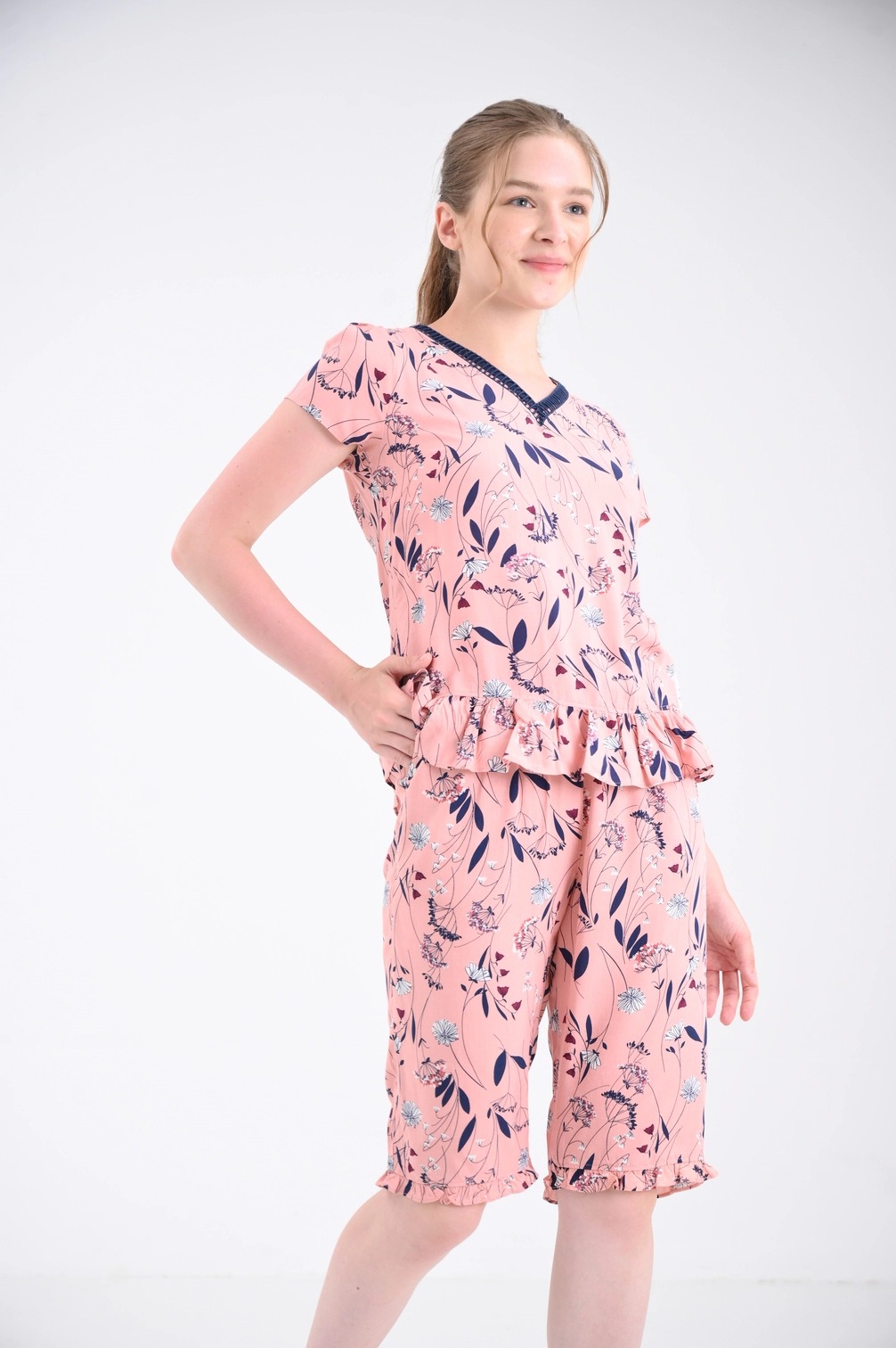 BL Cổ tim viền ren tà bèo - 32385