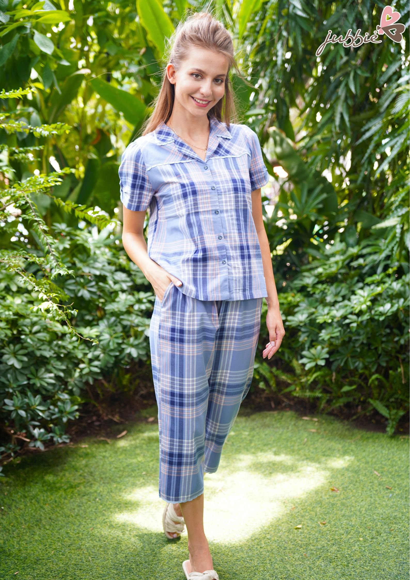 BL cổ viền ren cài nút - 32406