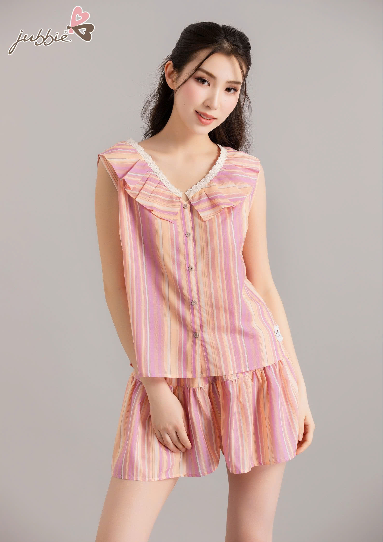 BS Cổ V viền ren - 2146
