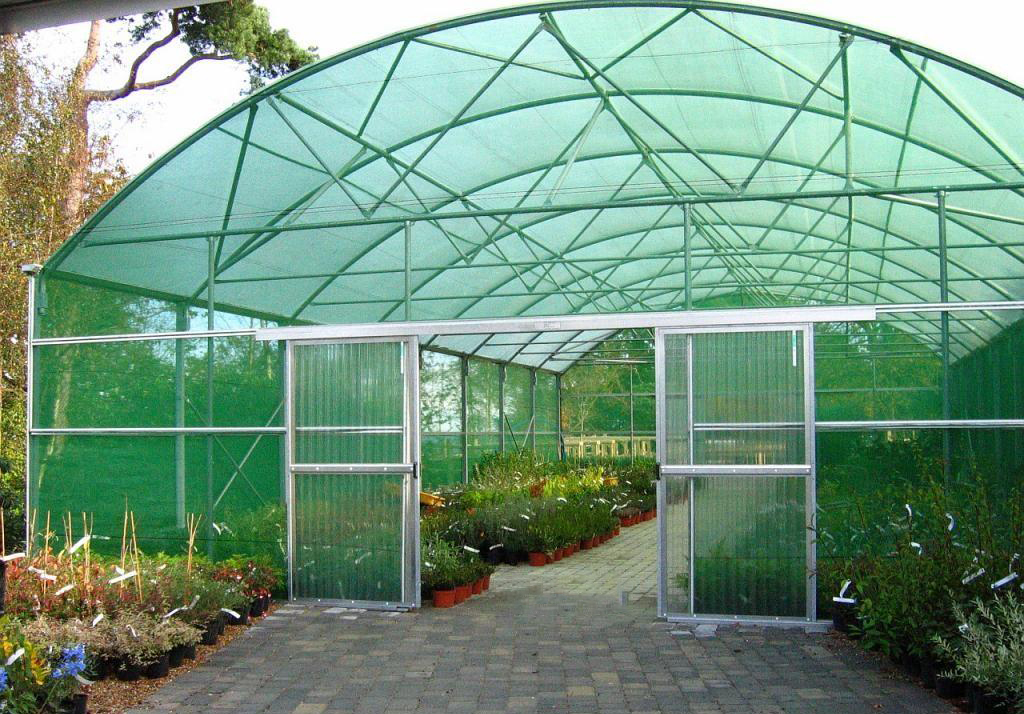 Nên dùng loại nhà lưới nào?