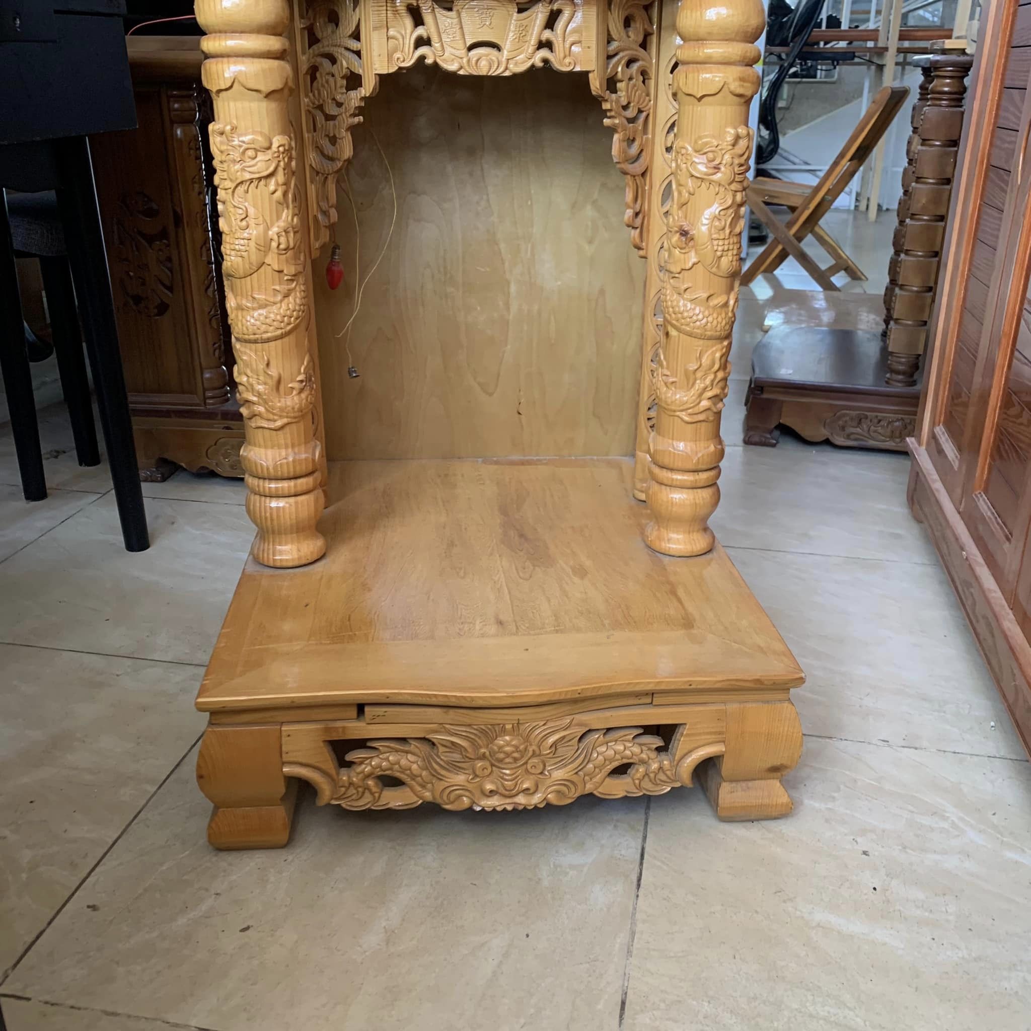 Bàn thờ ông địa gỗ sồi