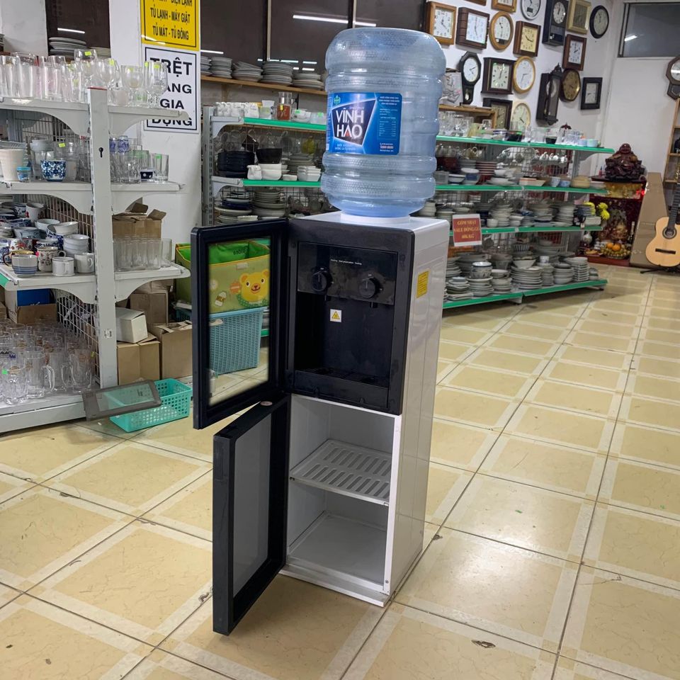 Cây nước nóng lạnh Midea