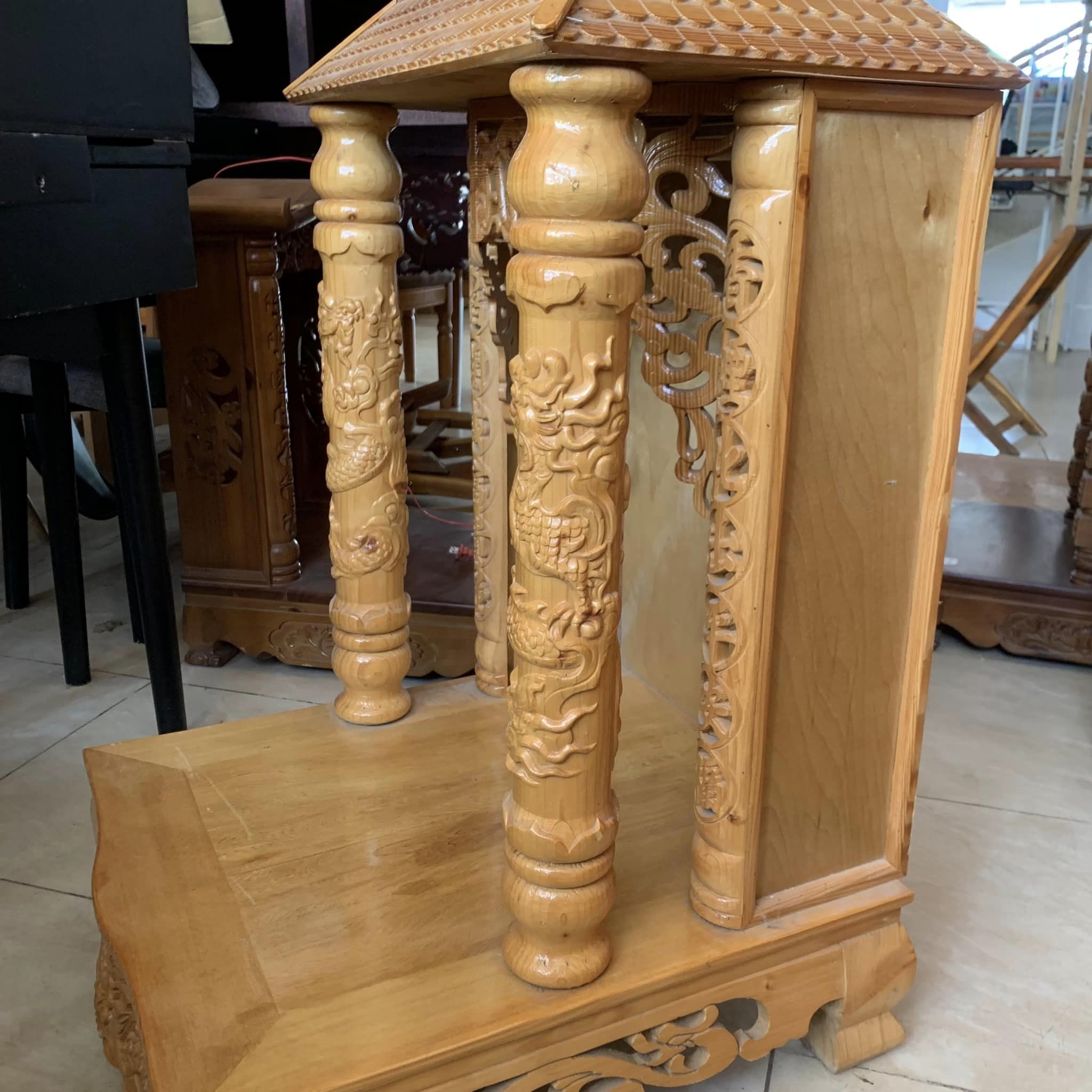 Bàn thờ ông địa gỗ sồi