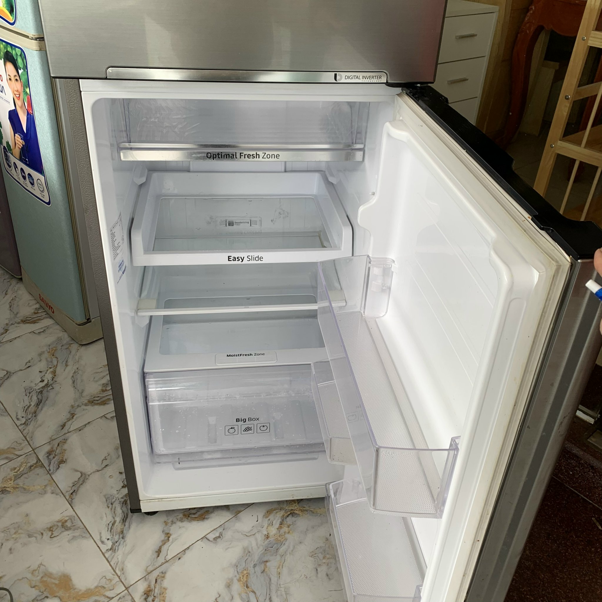 Tủ lạnh SAMSUNG 236L
