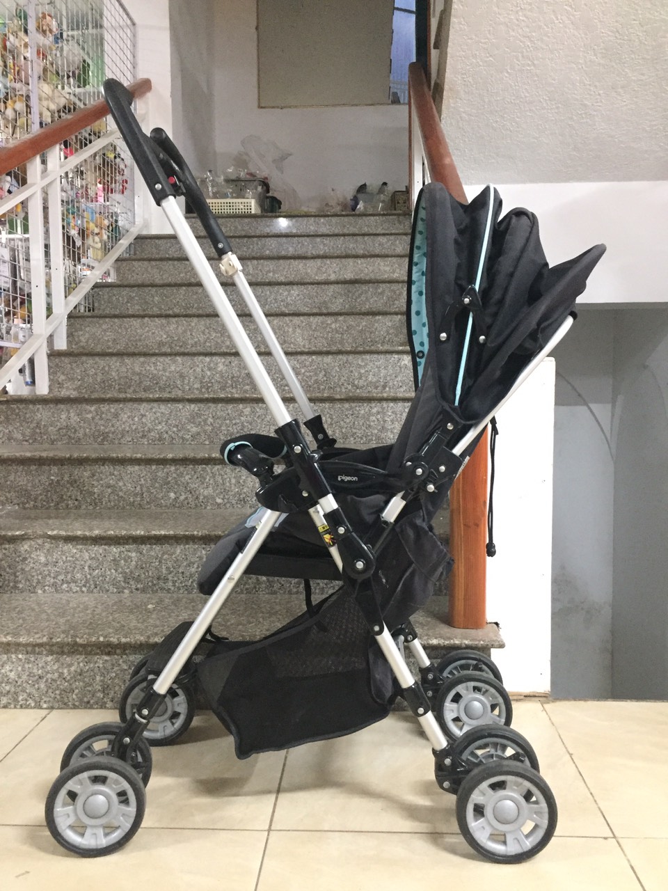 XE ĐẨY EM BÉ PIGEON