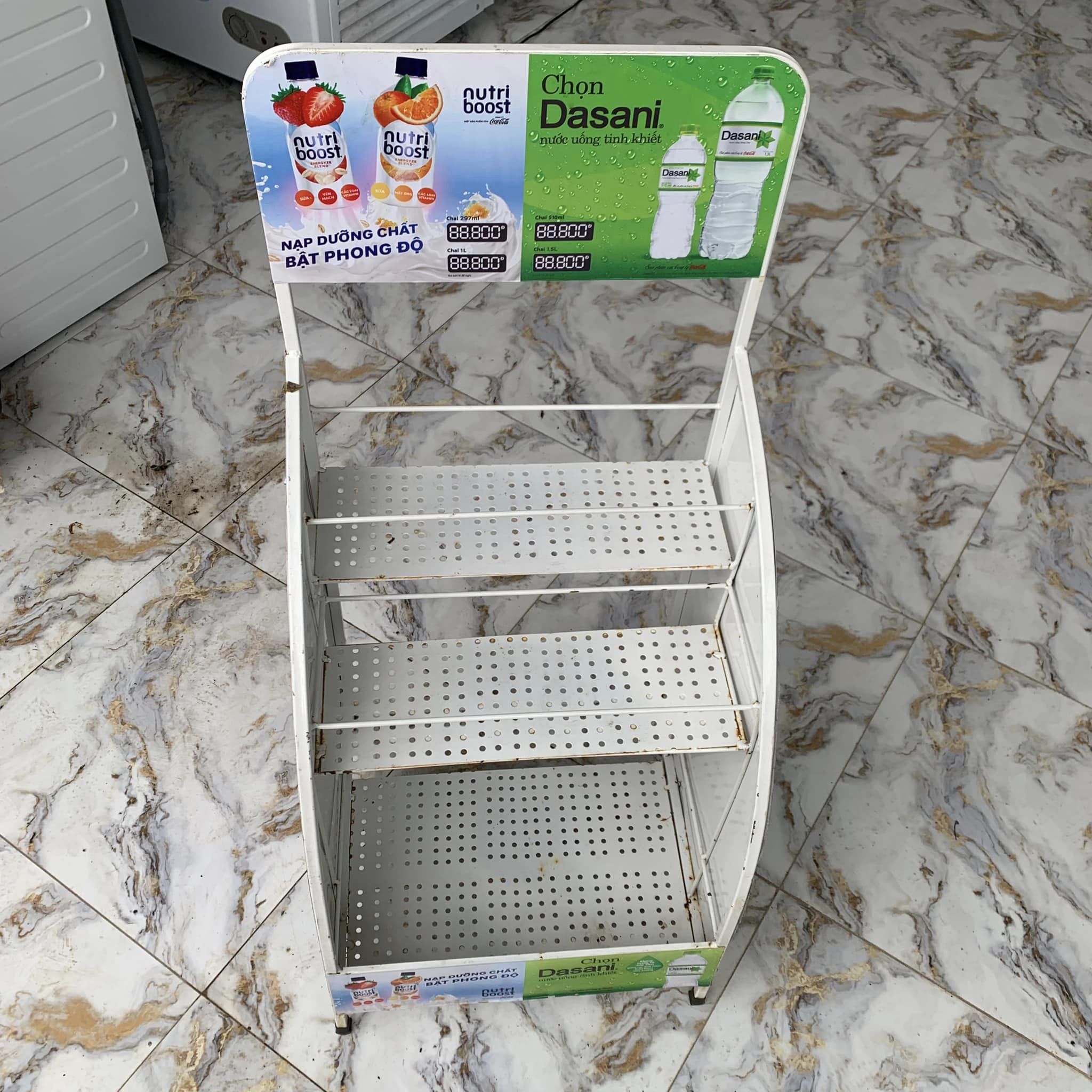 Kệ trưng bày sản phẩm