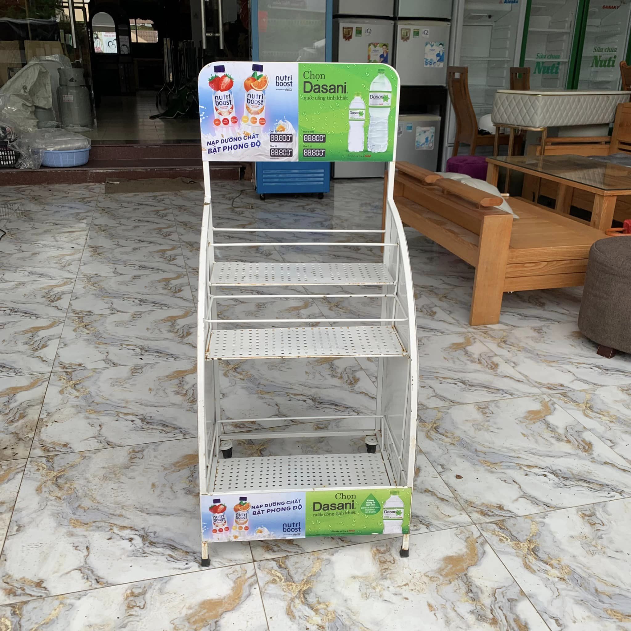 Kệ trưng bày sản phẩm