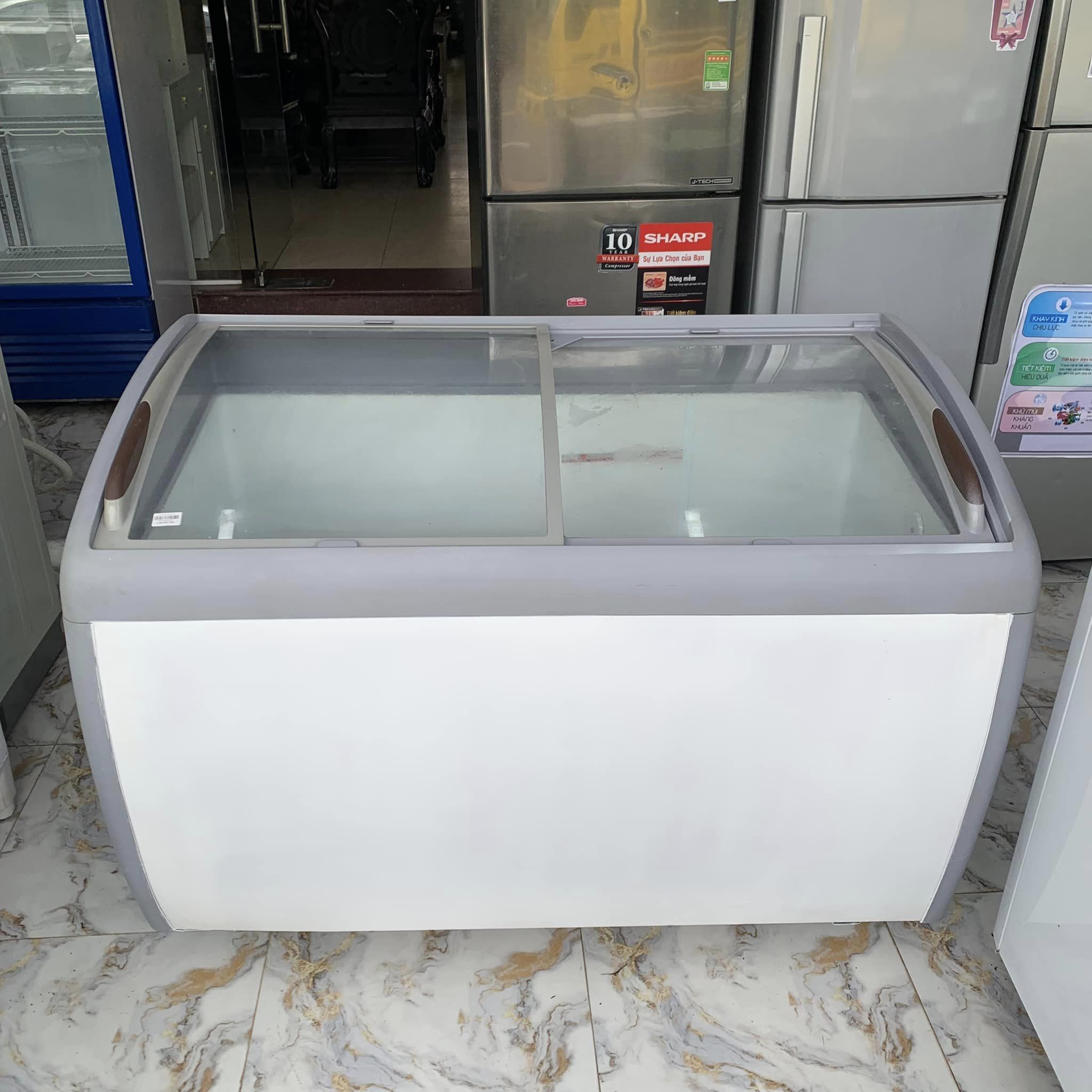 Tủ đông kính lùa 42