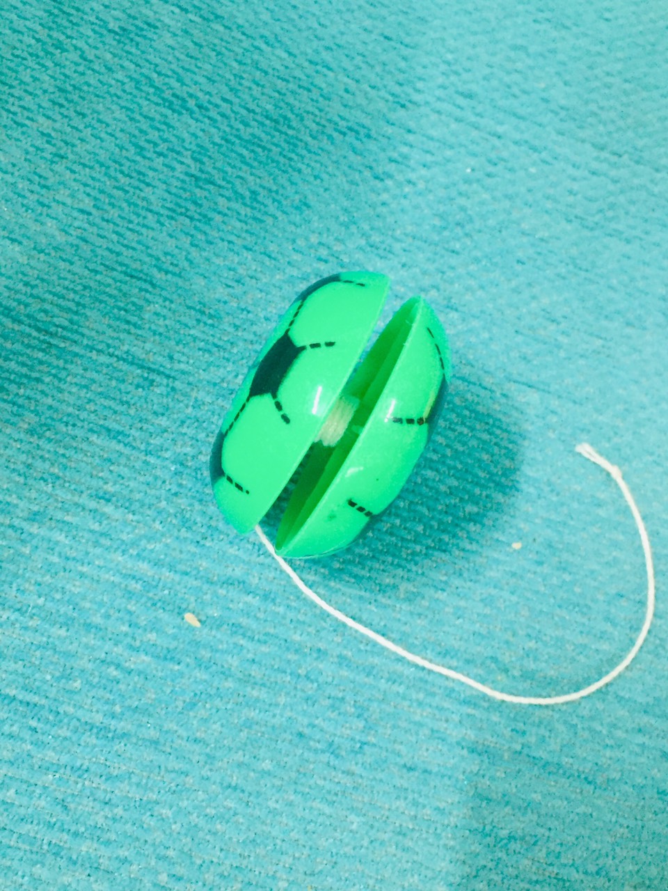 Đồ chơi con quay yoyo bằng nhựa cho bé