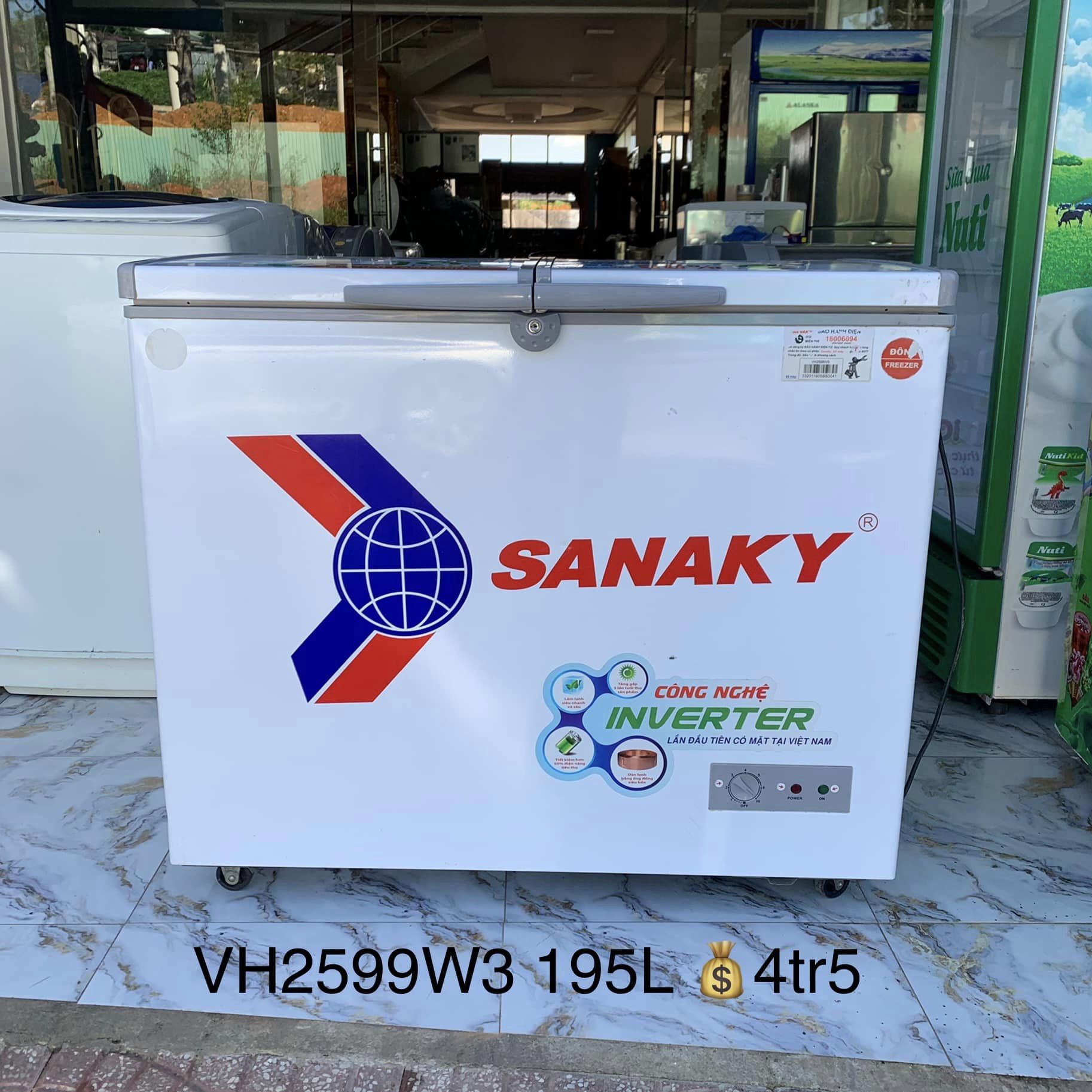 Tủ đông Sanaky inverter VH-2599W3