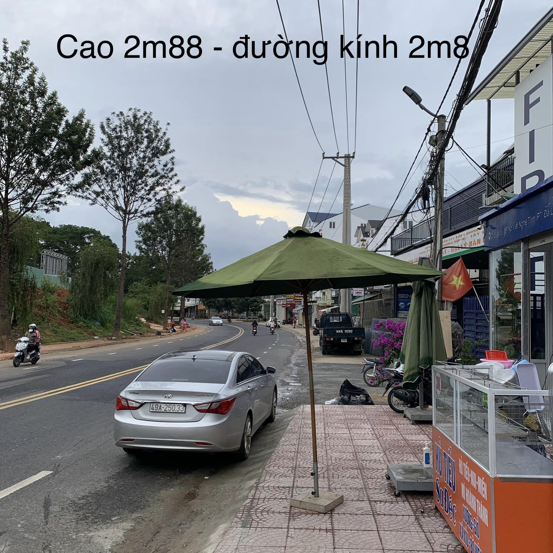 Dù nhỏ 700