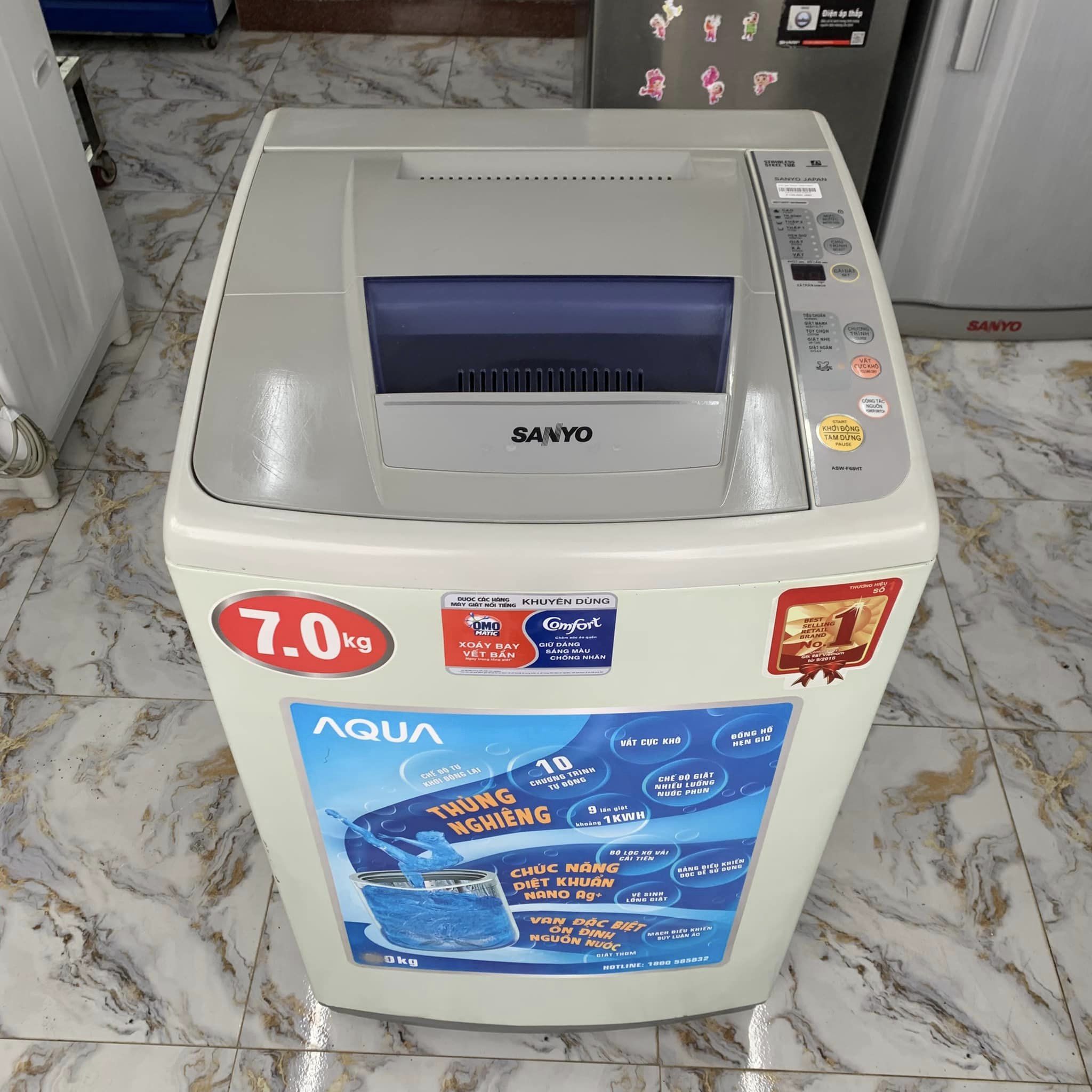 Máy giặt Sanyo ASW-F68HT