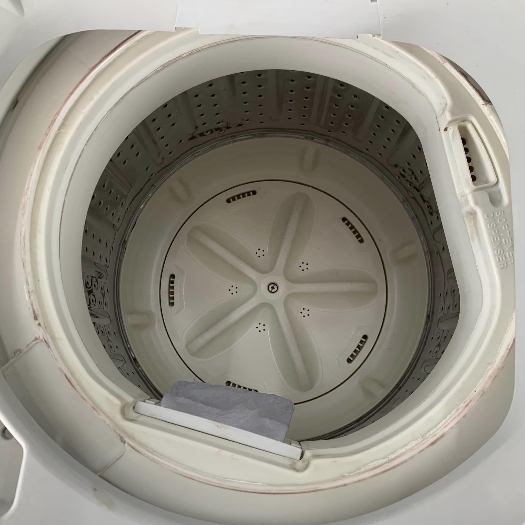Máy giặt Sanyo ASW-F68HT